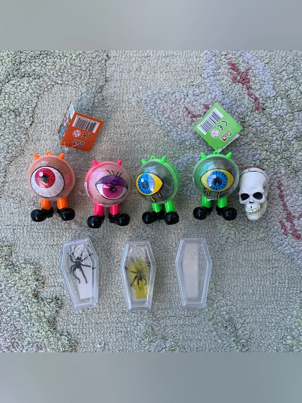 Lot of 4 Kidsmania I.C.U. Cyclops Monster Novelty Jawbreaker Toy Containers